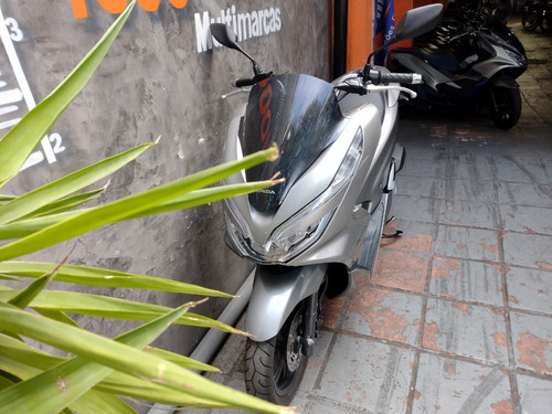 Imagem 10 de 11 de Honda Pcx 150 2019