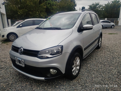 Volkswagen Suran Cross 1.6 Highline 101cv 2