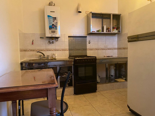 Imagen 18 de 27 de Departamento De Dos Pisos En Barrio Norte
