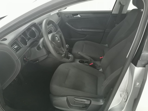 Imagen 13 de 15 de Volkswagen Jetta Mkvi 2.0 2016