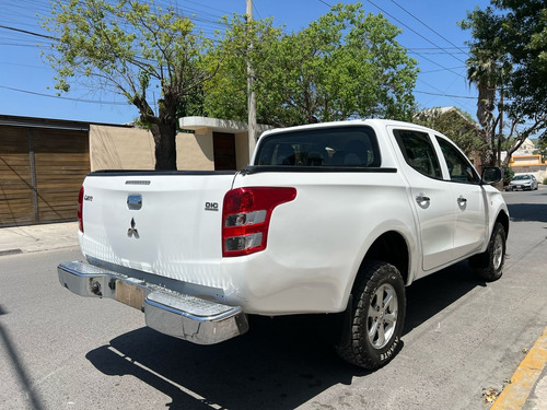 Mitsubishi L200 2.5 Di-d Cabina Doble 4x4 Mt
