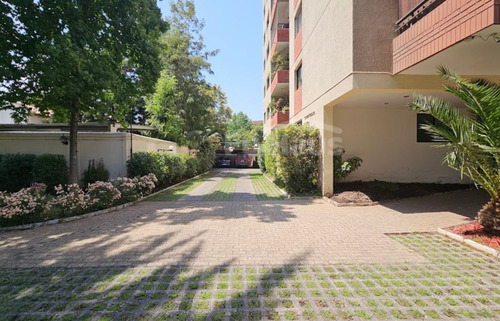 Se Vende Amplio Departamento Excelente Ubicación