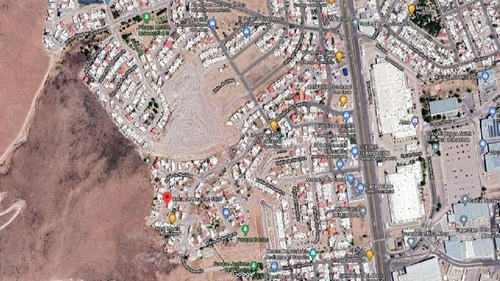 Imagen 18 de 19 de Casa En Venta En Chihuahua Fraccionamiento Bahías