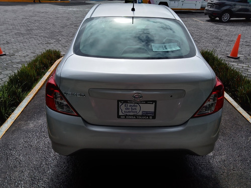 Imagen 3 de 14 de Nissan Versa 2019