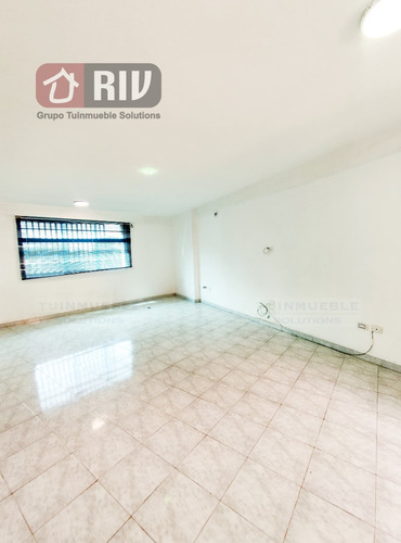 Venta - Apartamento Con Piscina Ubicado Caribe, Estado. La Guaira.