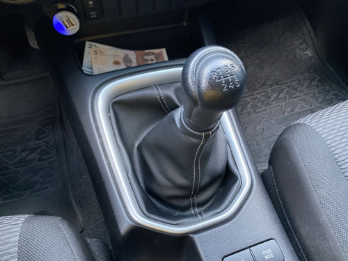 Imagen 23 de 24 de Toyota Hilux 2.4 4x4 2021