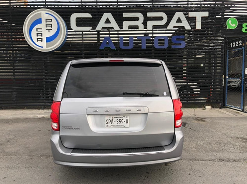 Imagen 6 de 15 de Dodge Grand Caravan 2017 3.6 Sxt At