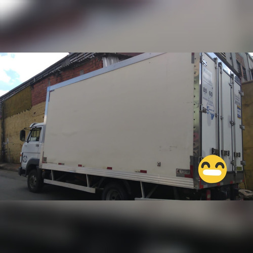 Imagem 2 de 14 de Vw 9-160 2013 Baú Refrigerado, Canelado, Com Prateleiras.