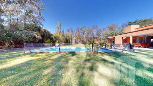 Alquiler Permanente Casa 4 Dormitorios En Campos De Roca