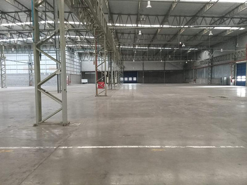Excelente Deposito En Alquiler En Escobar De 8400 M2 Cub