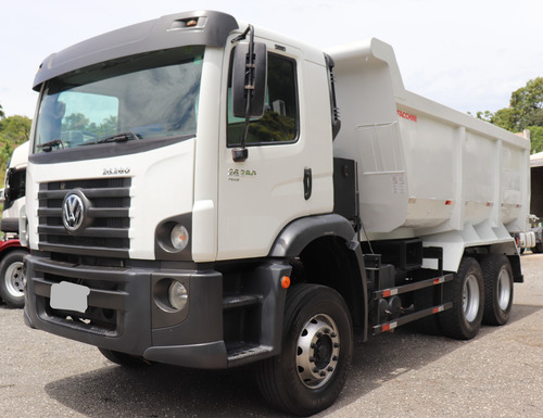 Volkswagen 26.280 - 6x4 Ano 2022 Com Cacamba Facchini 16m3