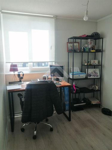 Departamento En Venta De 3 Dorm. En Cerrillos