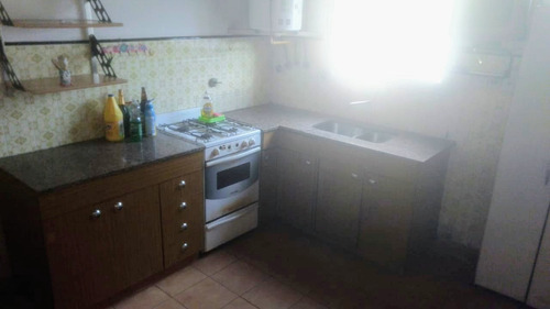 Imagen 7 de 11 de Casa Con Local, 3 Ambientes, Terraza, Living