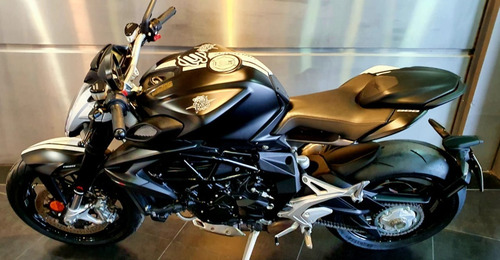 Imagen 24 de 25 de Mv Agusta Brutale 800, No Honda Hornet, No Yamaha, Fz800 Jp