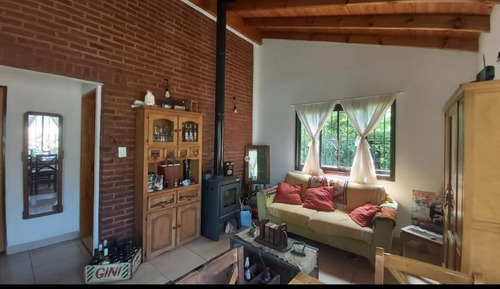 Hermosa Casa Con Parque, En Un Lugar Tranquilo Y Rodeado De Vegetación. Apto Credito