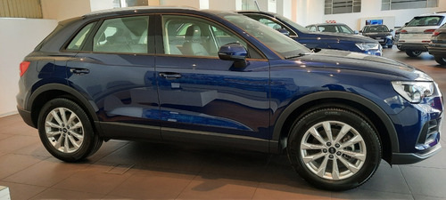 Imagen 5 de 25 de Audi Q3 0km 2022 35 Tfsi 150cv Audibsas 2021 Automatica