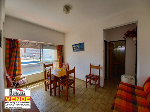 Venta Depto 2 Amb En Zona Centro De Santa Teresita, Amoblado