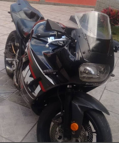 Imagem 5 de 6 de Suzuki Gsx750f