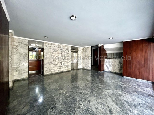 Carla Gonzalez Apartamento En Venta En La Urbanizacion Altamira Sur Mls #24-21045 Sc