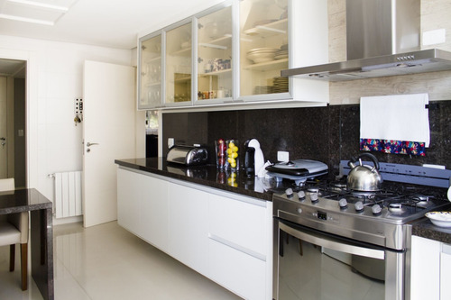 Imagem 2 de 15 de Apartamento De 4 Suítes Com 5 Vagas De Garagem - 3783
