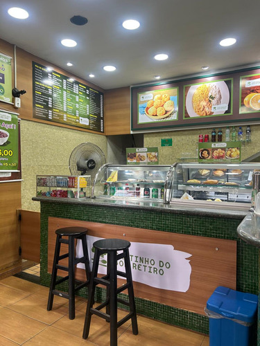 Vendo Cafeteria-bom Retiro-faturamento 25.000- Bom Lucro-
