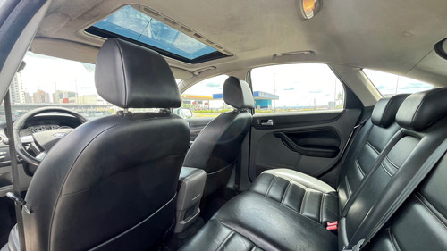 Ford Focus 2.0 Ghia Flex Aut. 5p