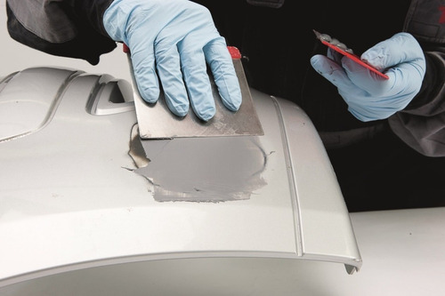 Imagen 3 de 10 de Zeocar Masilla Poliester X 1 Kg Pinturerias Ogus