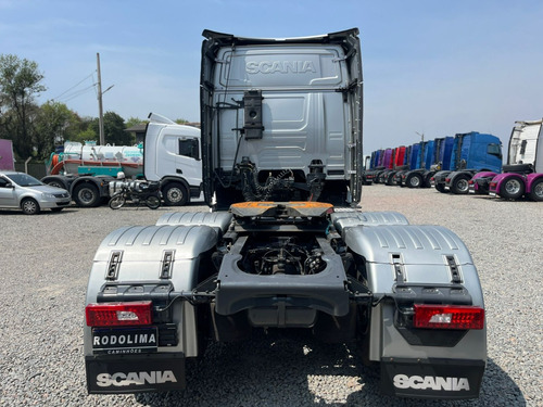 Scania R 450 Cinza 6x2 2021 Susp. Ar Teto Alto R450 Retarder