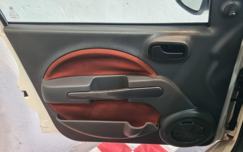 Fiat Uno 1.4 Sporting Flex 5p