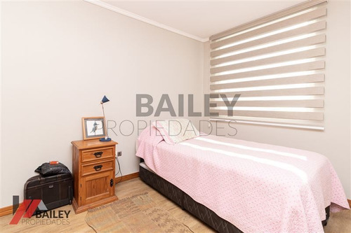 Imagen 9 de 25 de Casa En Venta De 4 Dorm. En Concón