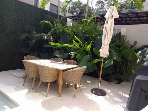 Casa En Privada En Playa Del Carmen