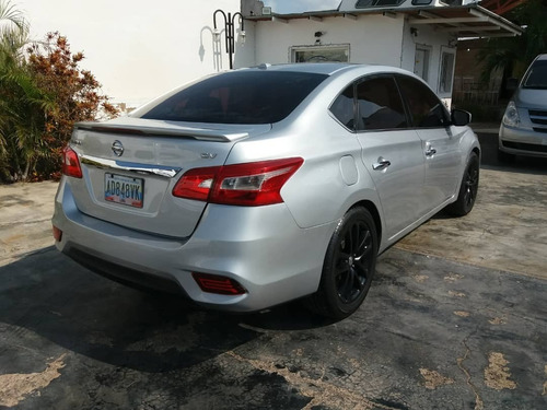 Imagen 6 de 14 de Nissan Sentra