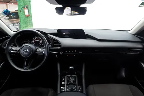 Mazda Mazda 3 SEDAN i TA