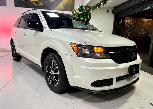 Dodge Journey 2.4 Se 7 Pasajeros At