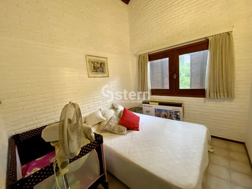 Imagen 10 de 20 de Cómoda Propiedad En Venta En Barrio Marly - Punta Del Este. 3 Dormitorios 2 Baños.