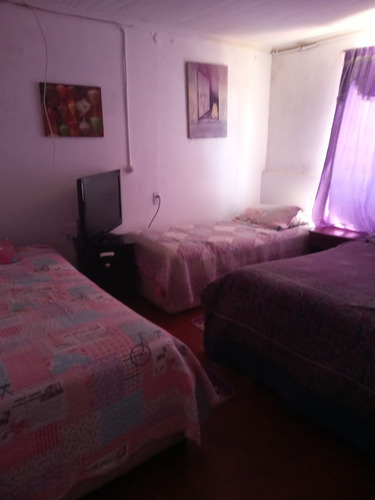 Gran Casa De 2 Pisos Con Patente De Hostal