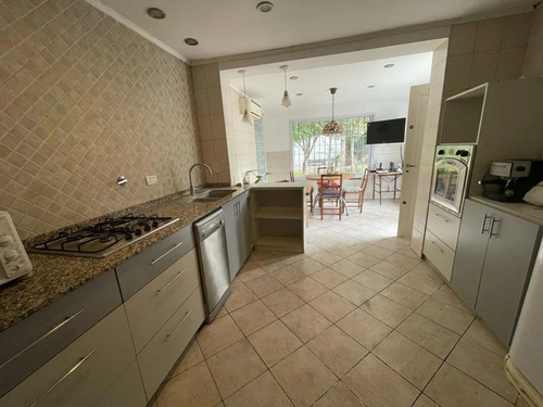 Venta Casa Con Jardin San Miguel, Excelente Ubicacion!