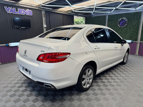 Peugeot 408 2.0 Allure 143cv
