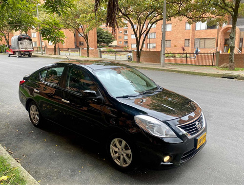 Imagen 6 de 13 de Nissan Versa 2012 1.6 Advance