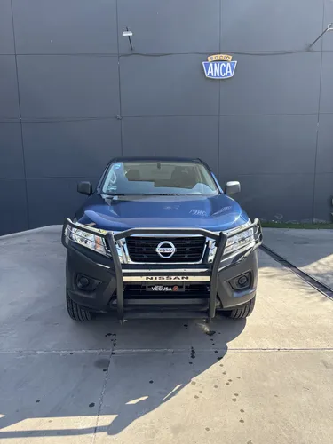 Nissan NP300 2.4 Doble Cabina Se Aa Pack Seg Mt