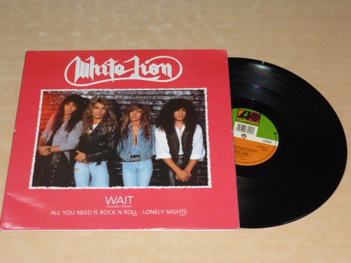 White Lion Wait Maxi Inglés