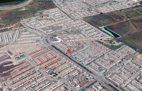 Casa En Venta, Recuperación Bancaria, Col. Lomas De Satelite, Santiago De Queretaro , Queretaro. Laab2