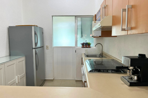 ¡oportunidad Única! Departamento En Acapulco Diamante Amueblado Y Con Ingresos De Airbnb. Frente A Arena Gnp, A Pasos De La Playa. ¡ideal Para Invertir!