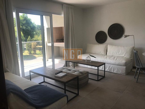 Imagen 4 de 18 de Apartamento A Estrenar En La Mansa 1 Dormitorio Con Parrillero