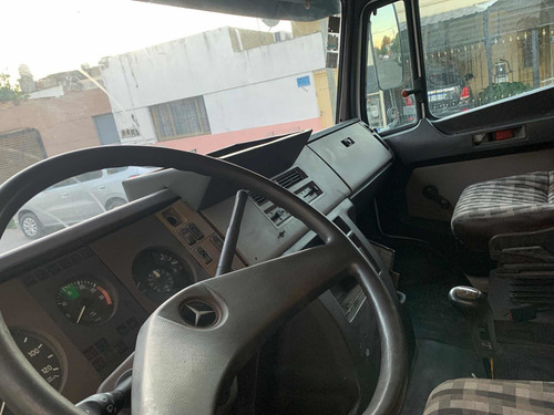 Mercedes Benz 1620