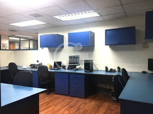 Imagen 12 de 16 de Oficina En Venta En Santiago