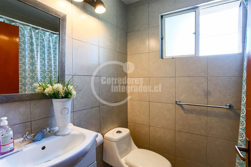 Casa Remodelada En Sector Tradicional De Sto. Domingo