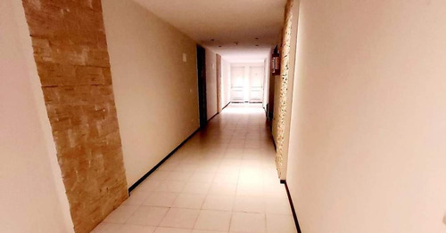 Imagen 9 de 9 de Apartamento De 4 Dormitorios Y 3 Baños En Malvín