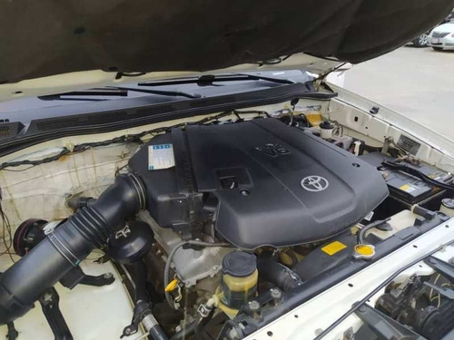 Imagen 10 de 12 de Toyota Fortuner