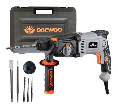 Imagen 2 de 3 de Rotomartillo Daewoo DARH24-80C negro y gris frecuencia de 50Hz/60Hz con 800W de potencia 110V/240V